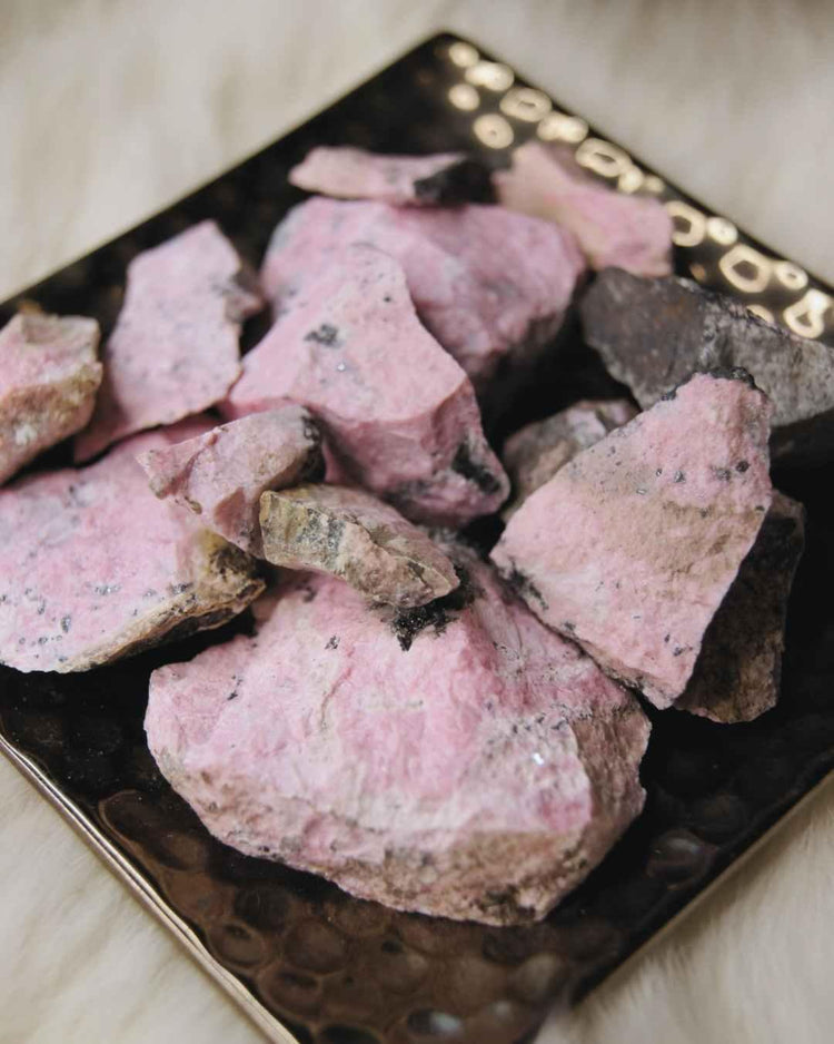 Rhodonite Raw