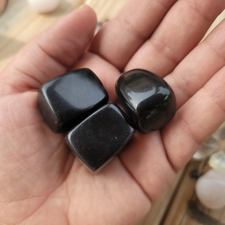 Obsidian tumbled