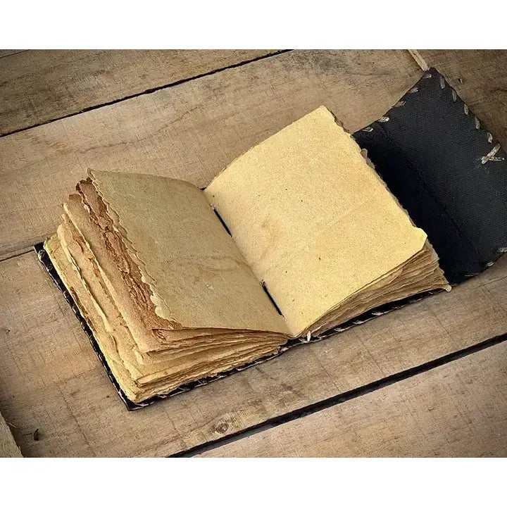 Handmade Hocus Pocus Journal 7x5 Leather: Black