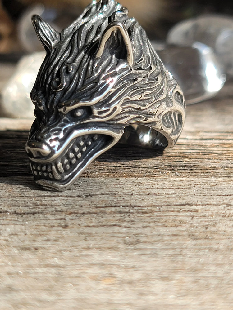 Stainless steel steel ring - Wolf size 9