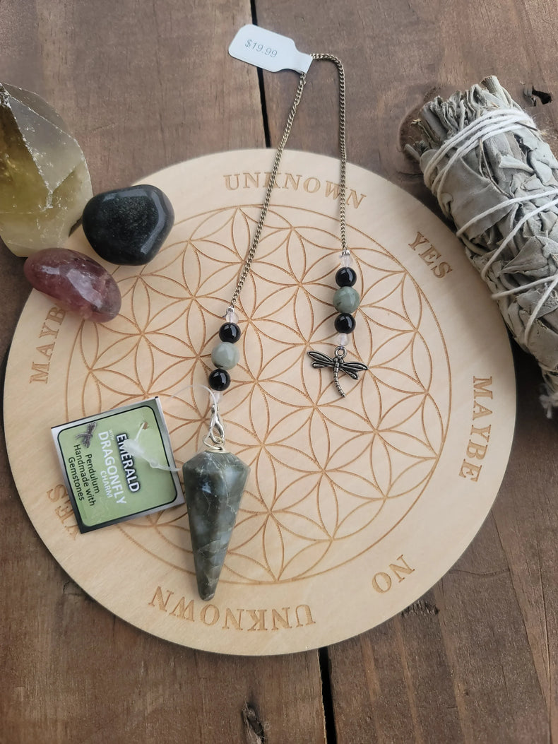 Emerald Dragonfly Pendulum | Heart Wisdom & Guided Growth
