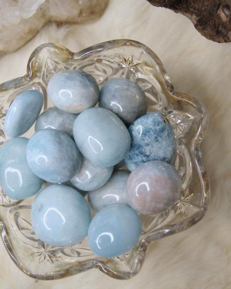 Aquamarine Tumbled | Courage + Soothing Energy