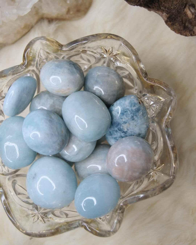Aquamarine Tumbled | Courage + Soothing Energy