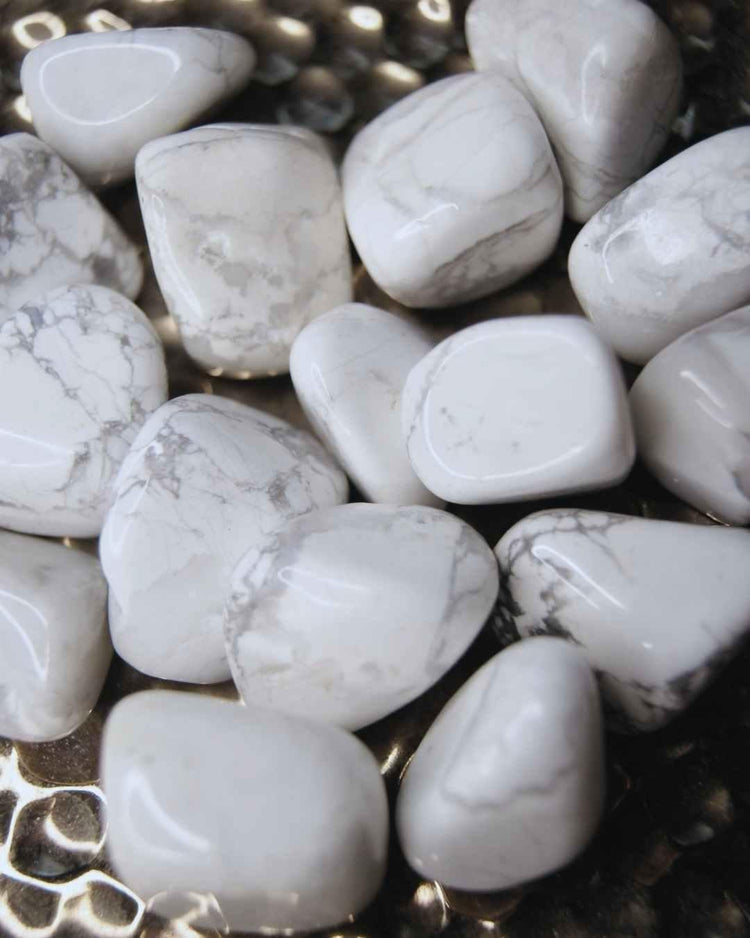 Howlite Tumbled | Calming + Awareness
