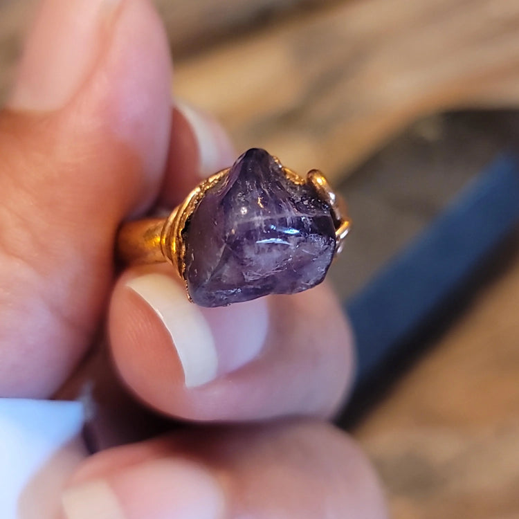 5.5 Amethyst ring - Wild Raven