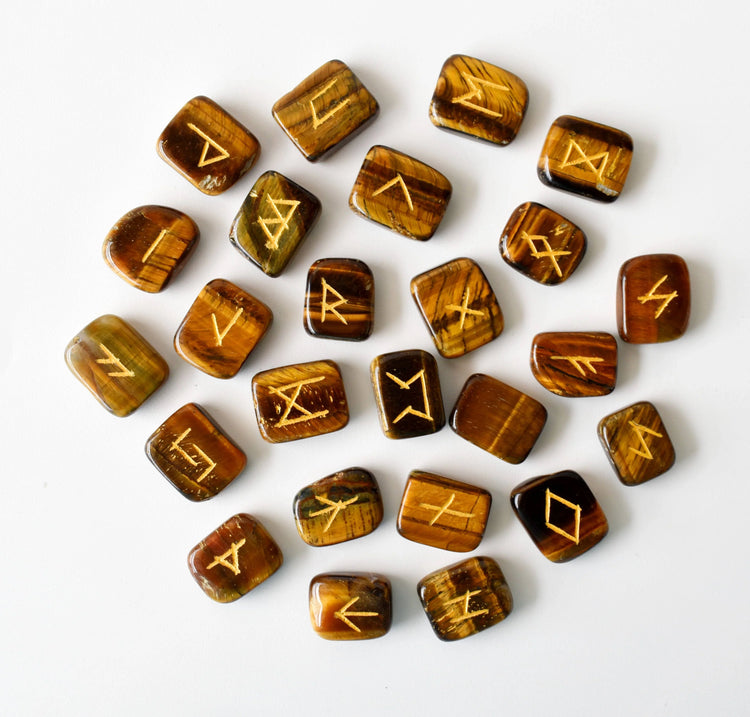 Rune Set - Tiger Eye