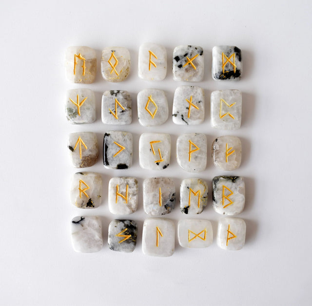 Rune Set - Rainbow Moonstone