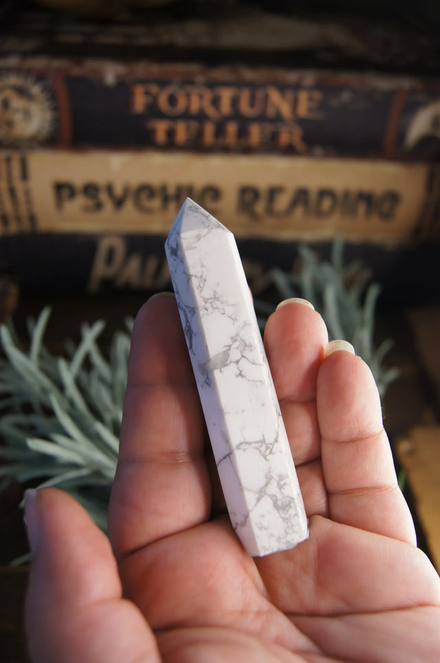Howlite Generator