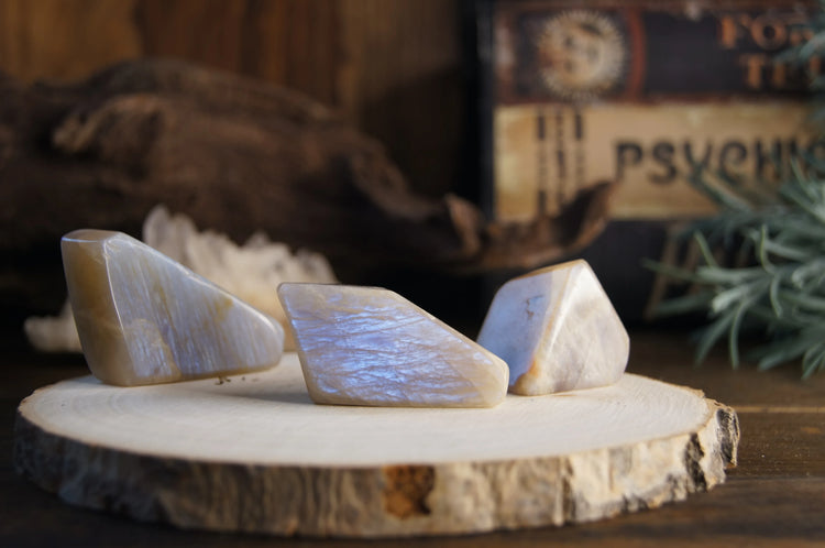 Moonstone Free Form