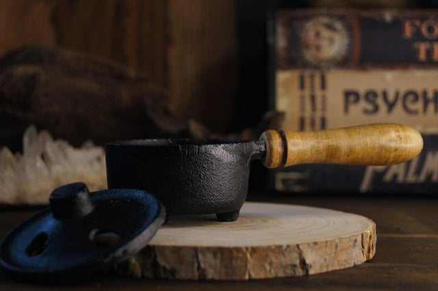 Iron Charcoal Burner w/ Lid + Wood Handle
