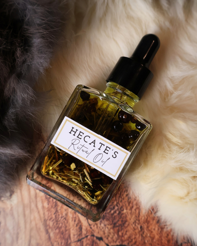 Hecate's Ritual Oil