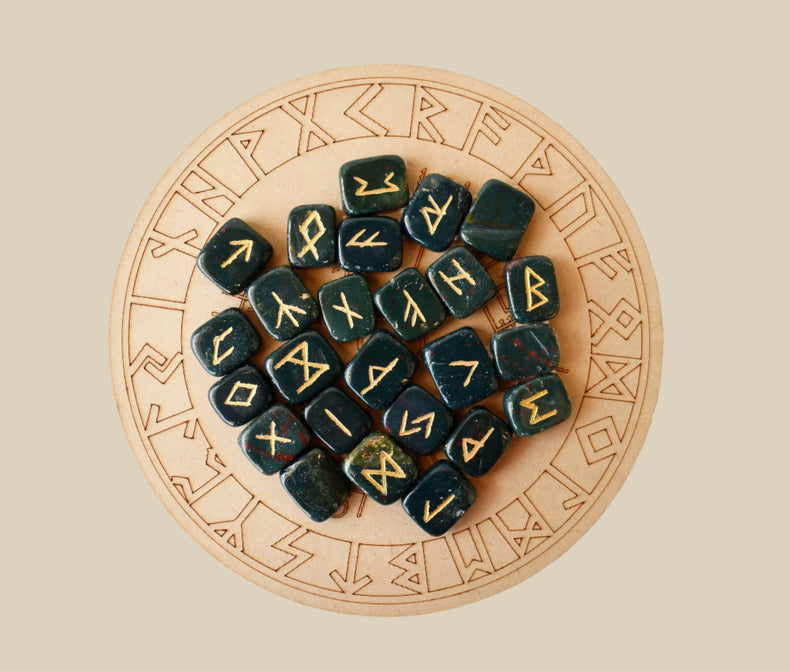 Rune Set - Bloodstone