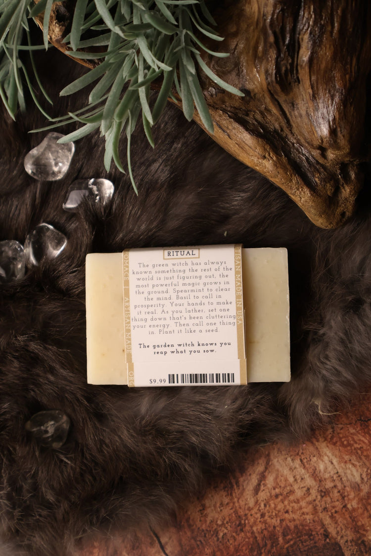 Green Witch Artisan Soap Bar | Clarity & Prosperity