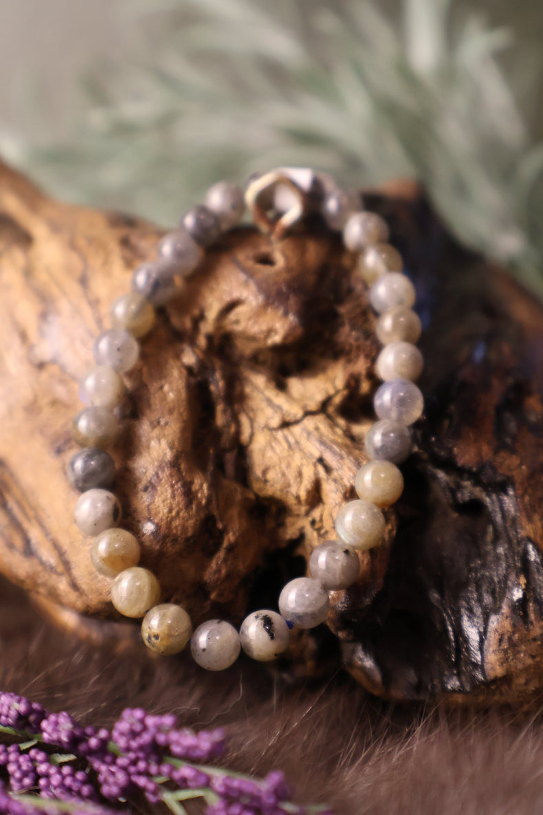 Labradorite Bracelet 6MM | Aura Shield & Intuition