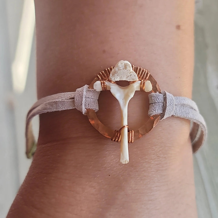 Opossum Bone Bracelet - Wild Raven