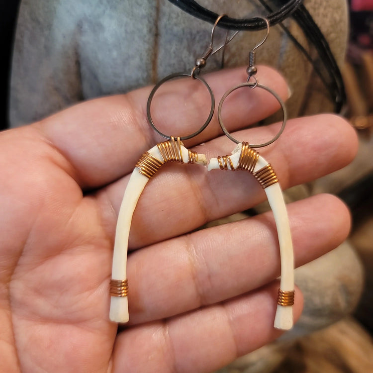 Opossum rib bone earrings - small - Wild Raven