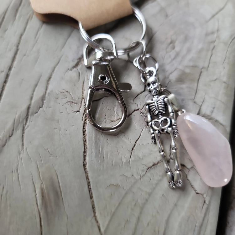 Rose quartz Keychain - Wild Raven
