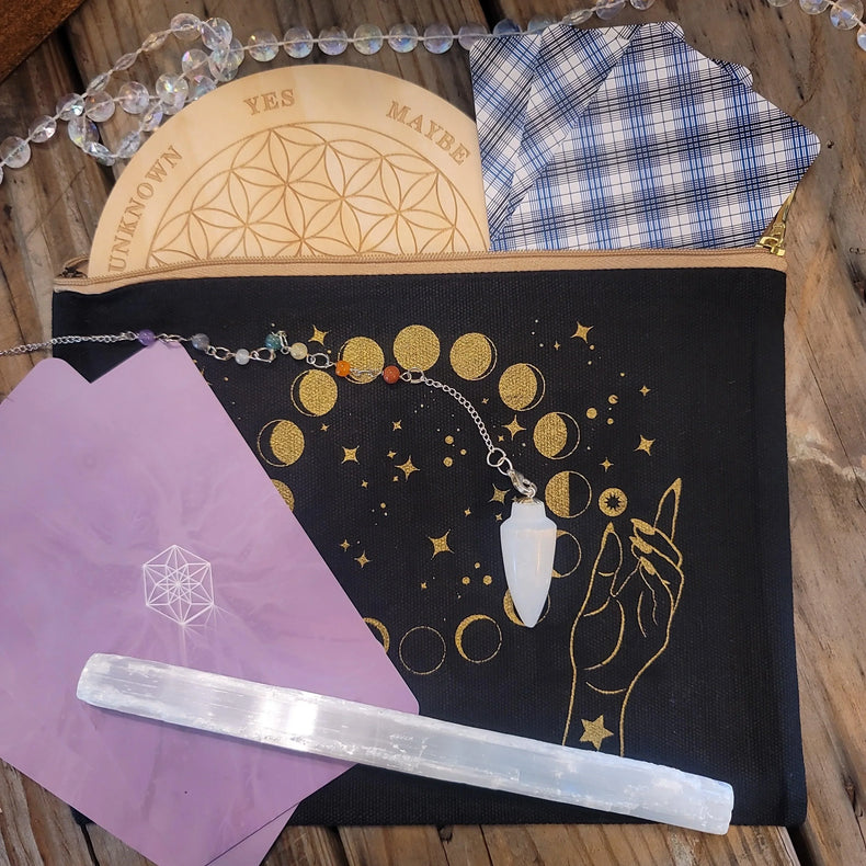 Zippered canvas bag - Wild Raven