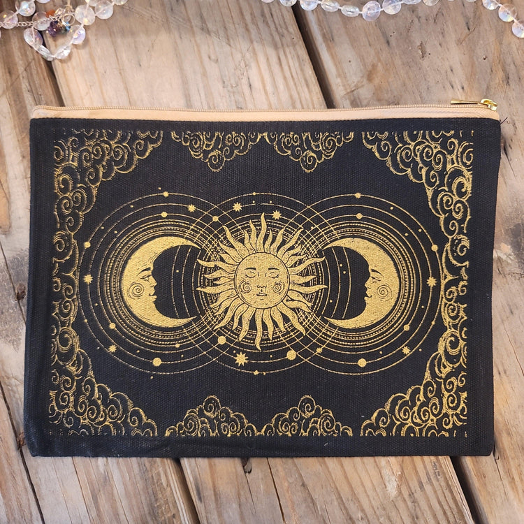 Zippered canvas bag - Wild Raven