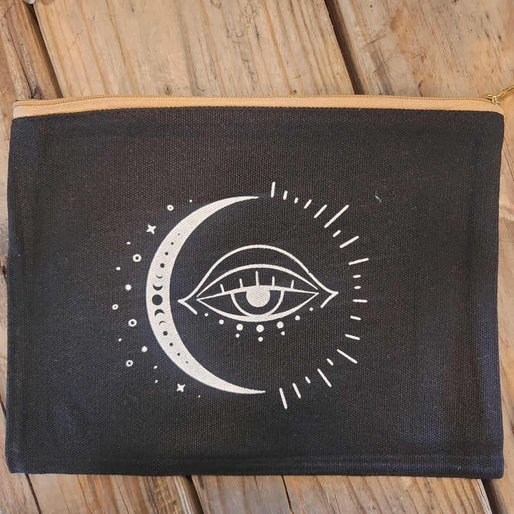 Zippered canvas bag - Wild Raven