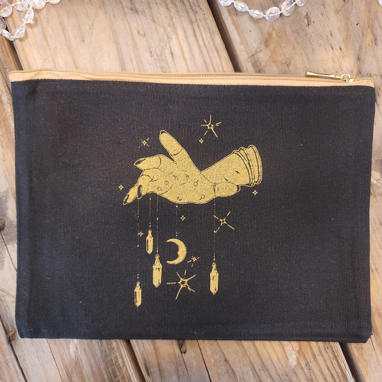 Zippered canvas bag - Wild Raven