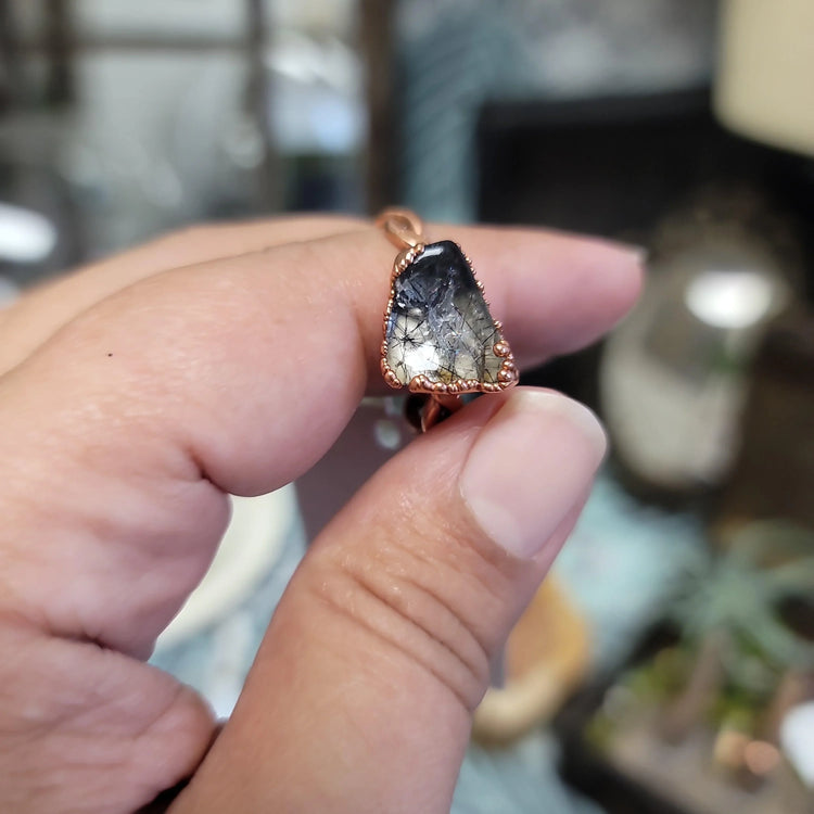 11.5 Tourmalinated Quartz ring - Wild Raven