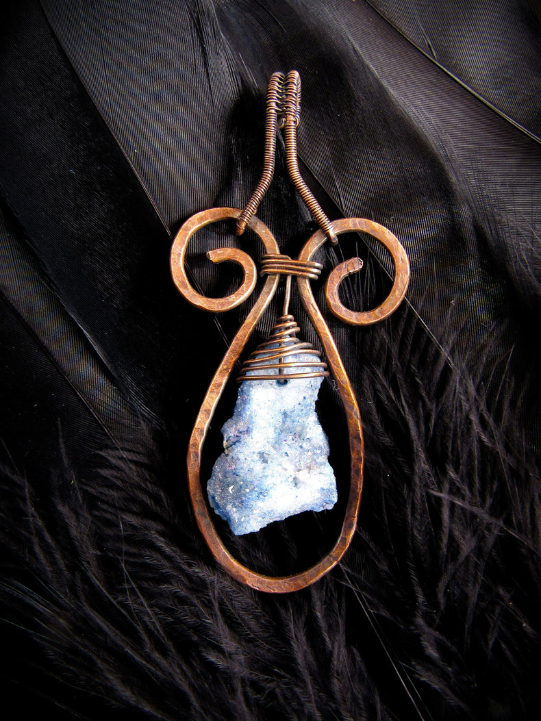 Geode Pendant - Wild Raven