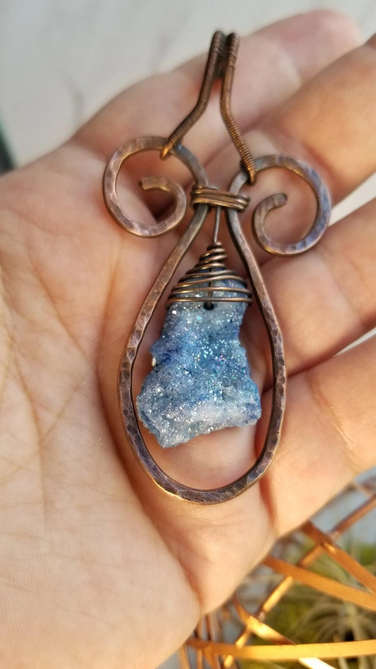 Geode Pendant - Wild Raven