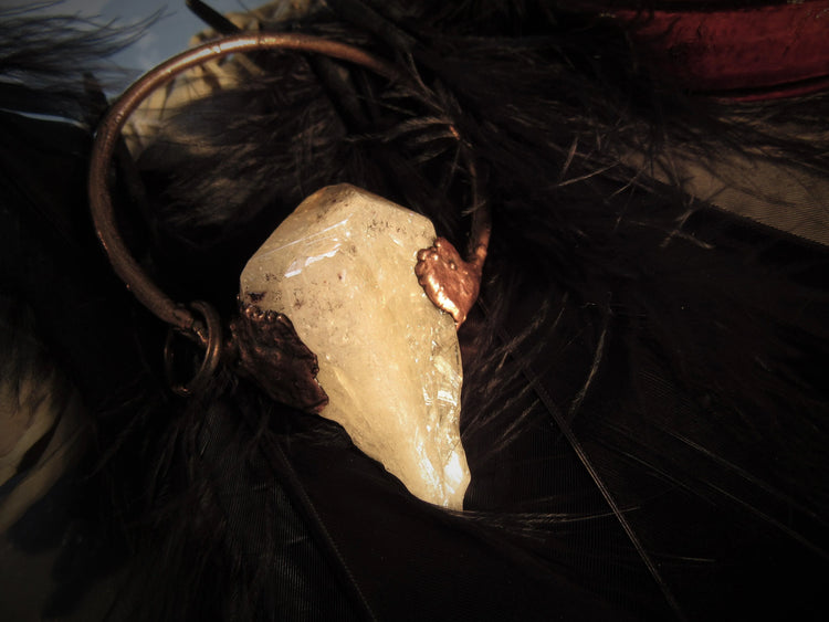 Large citrine point with Navel Chain Pendant - Wild Raven