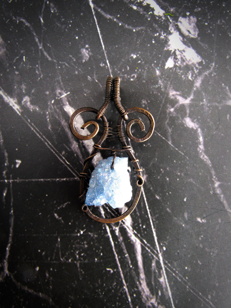 Mini Geode Pendant - Wild Raven