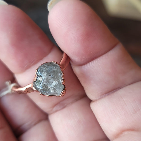 12 Quartz Ring - Wild Raven