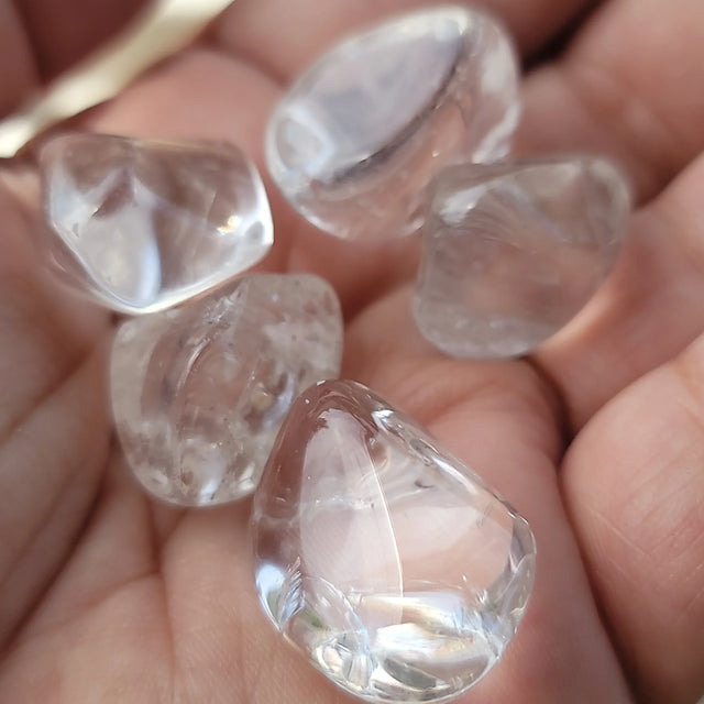 Clear Quartz High Grade Tumbled