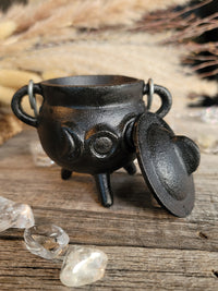 Mini Triple Moon Cast Iron Cauldron w/ Lid (3.5 in.)
