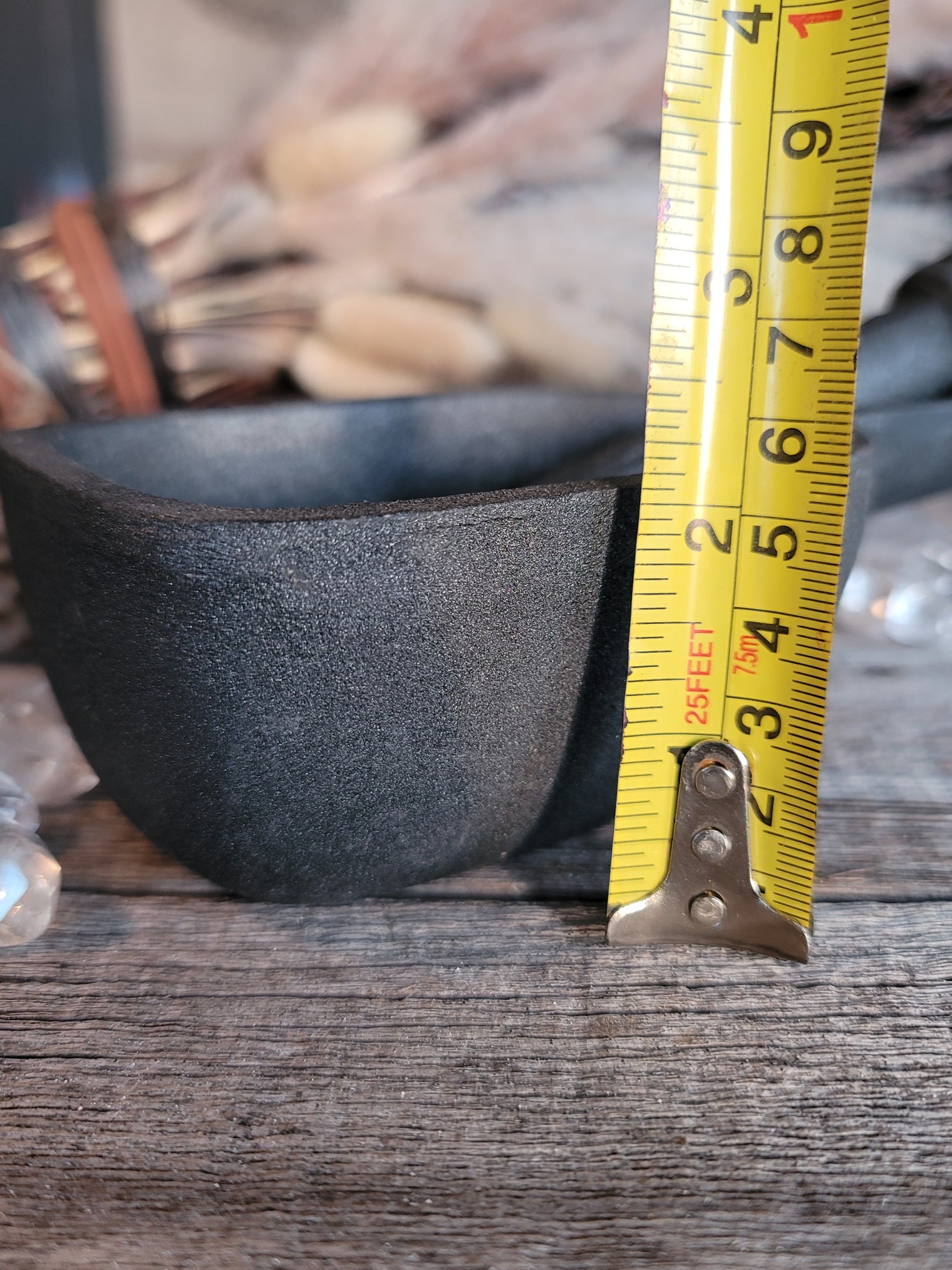 Mortar and Pestle w/ Pour Spout Cast Iron  (7 in.)