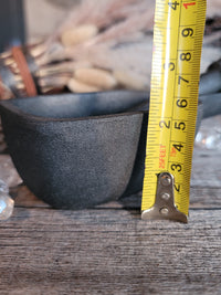 Mortar and Pestle w/ Pour Spout Cast Iron  (7 in.)