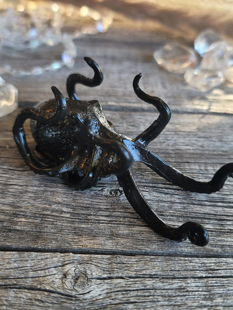 Sphere Stand - Octopus