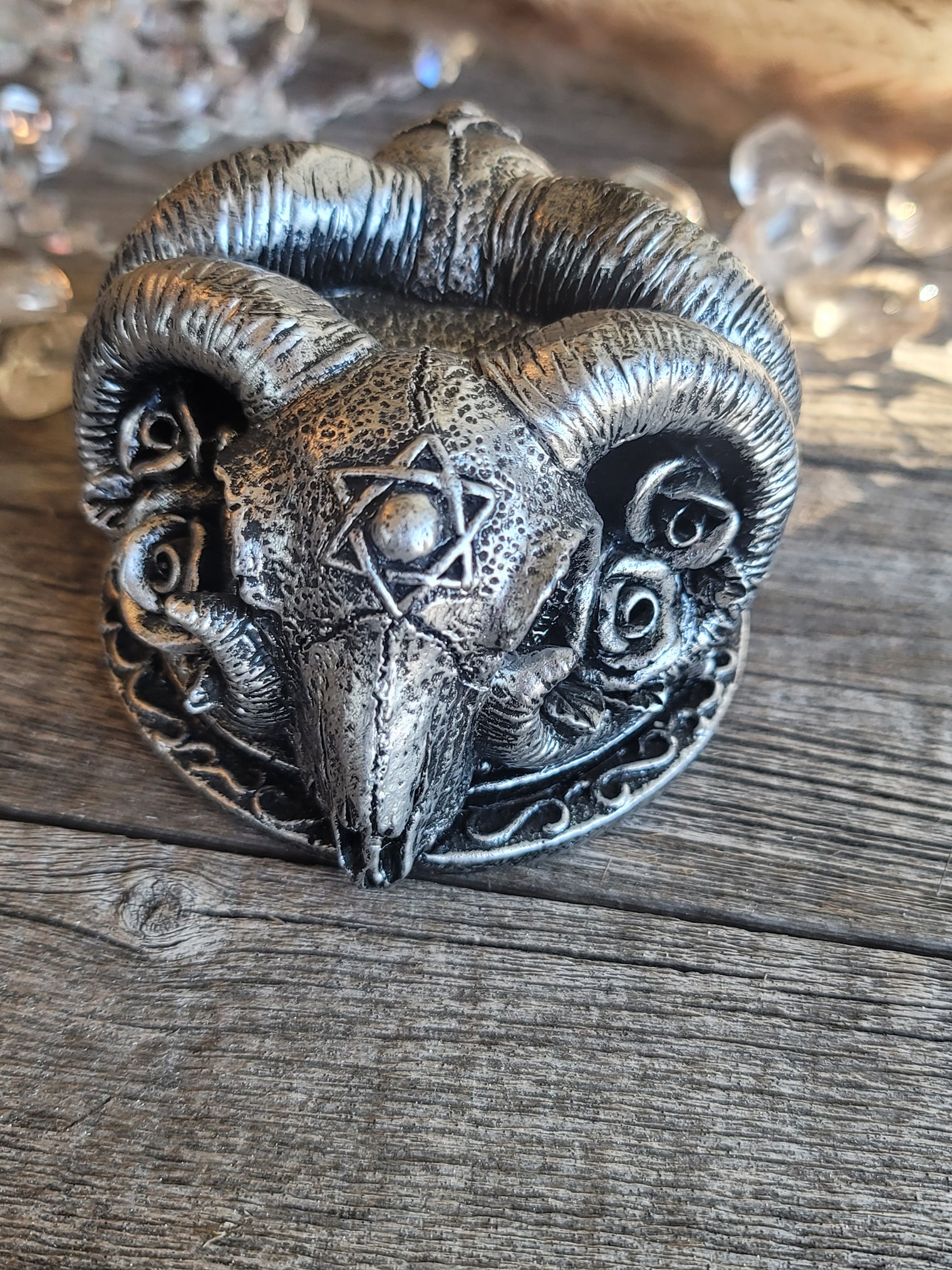 Ram Horn Sphere Base