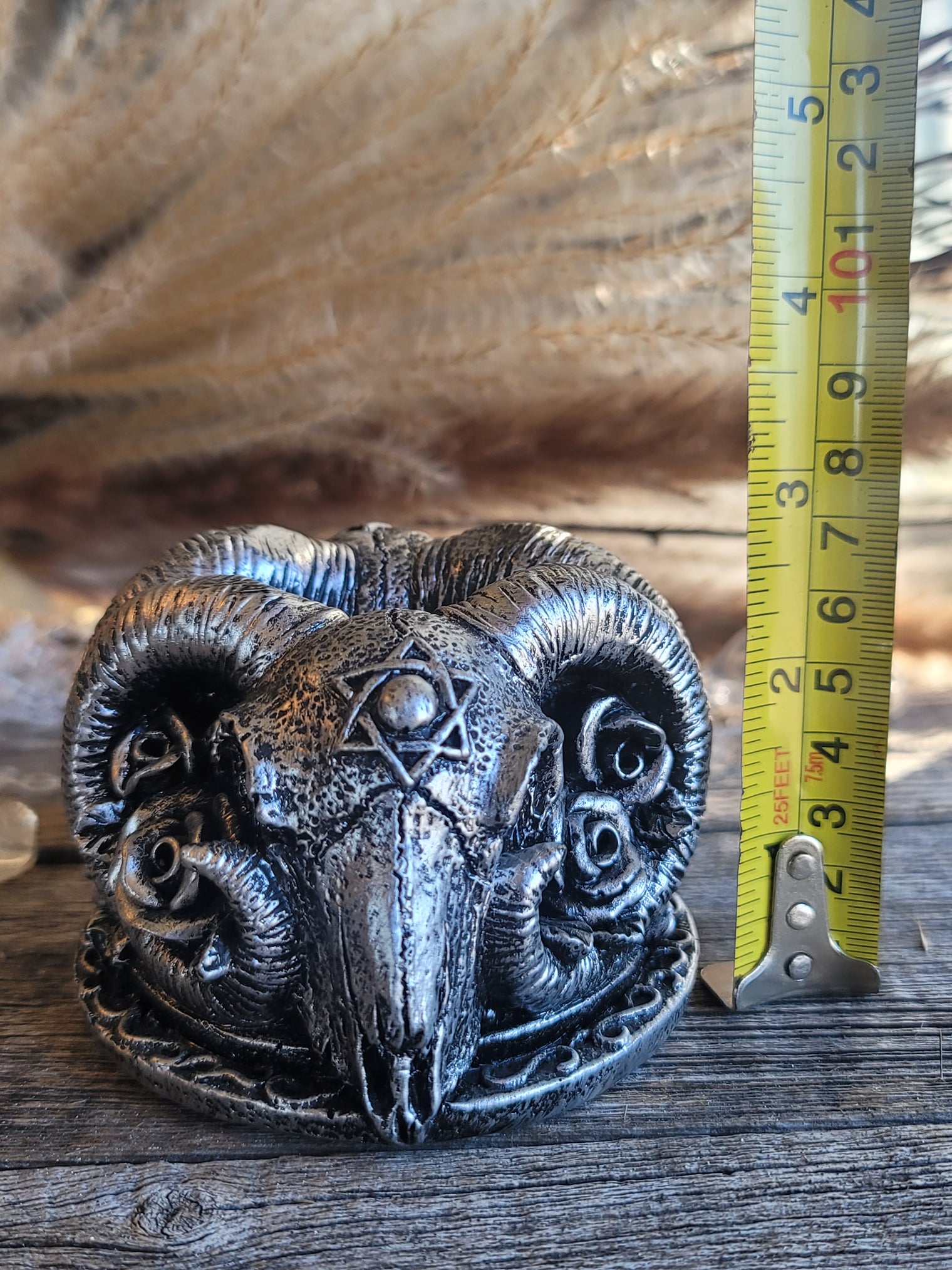 Ram Horn Sphere Base