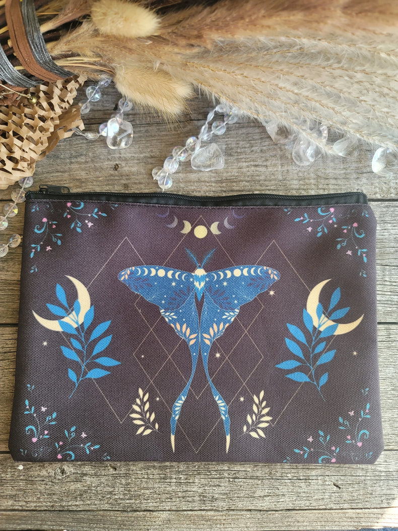 Zippered canvas bag
