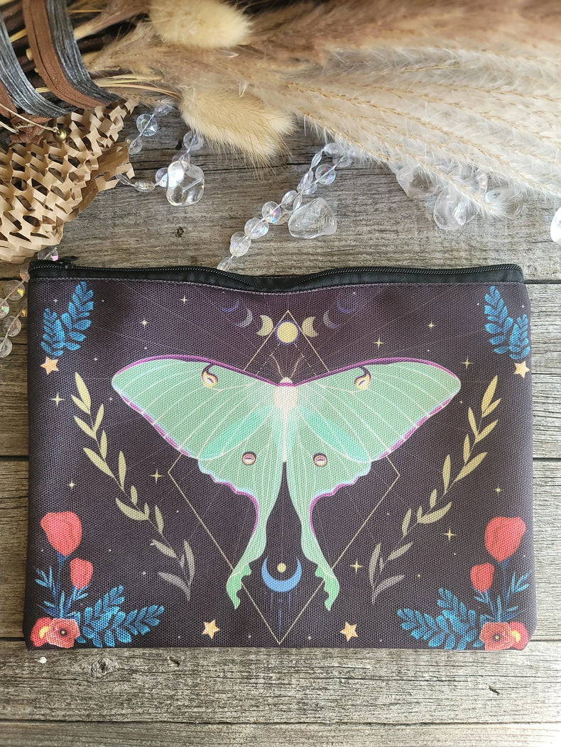 Zippered canvas bag