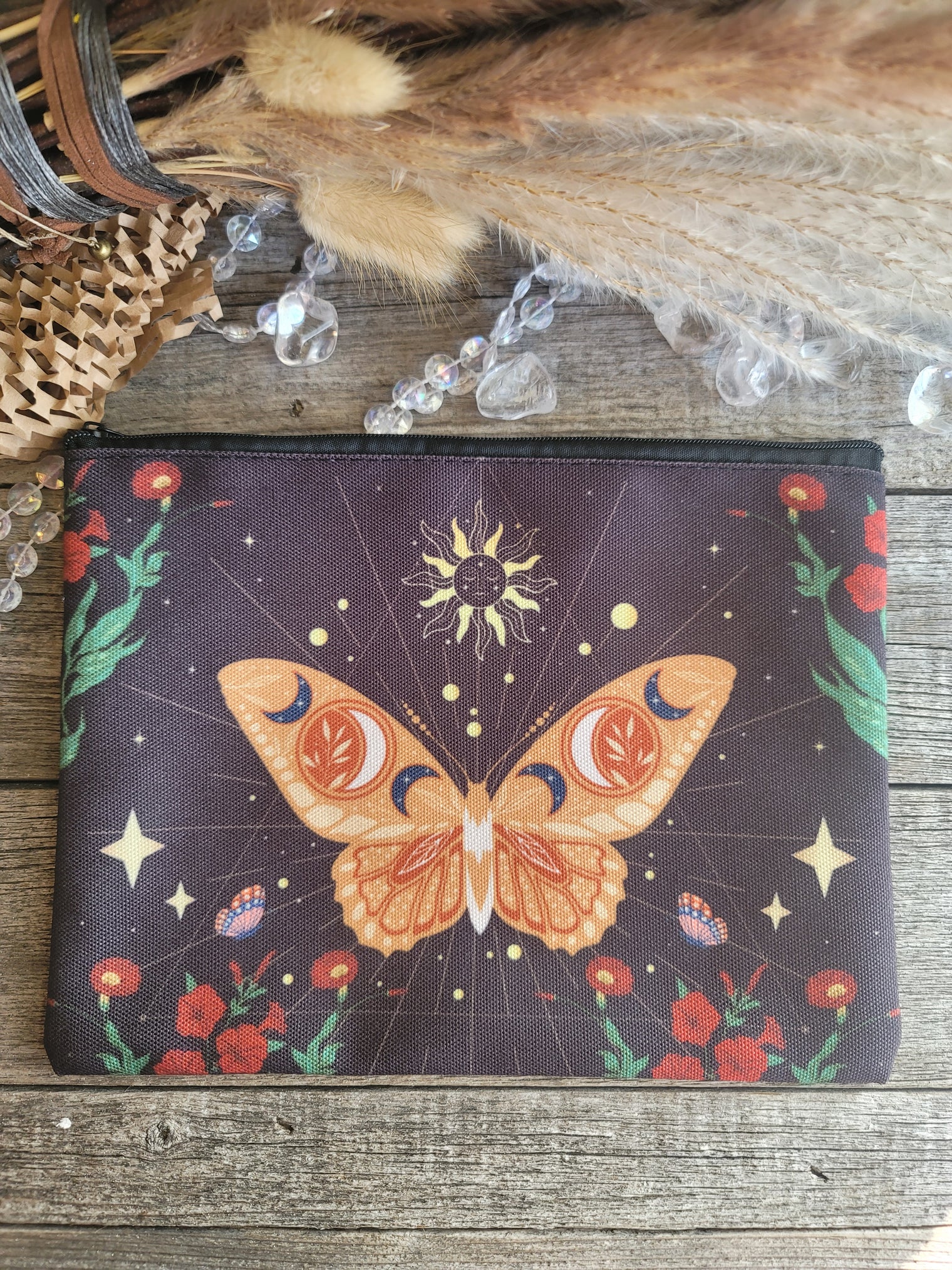 Zippered canvas bag