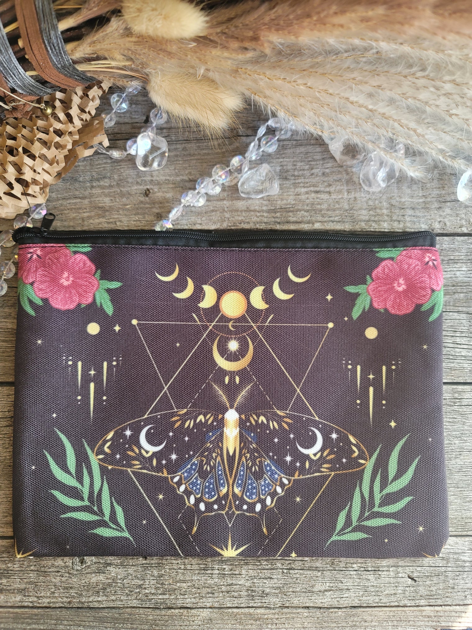 Zippered canvas bag