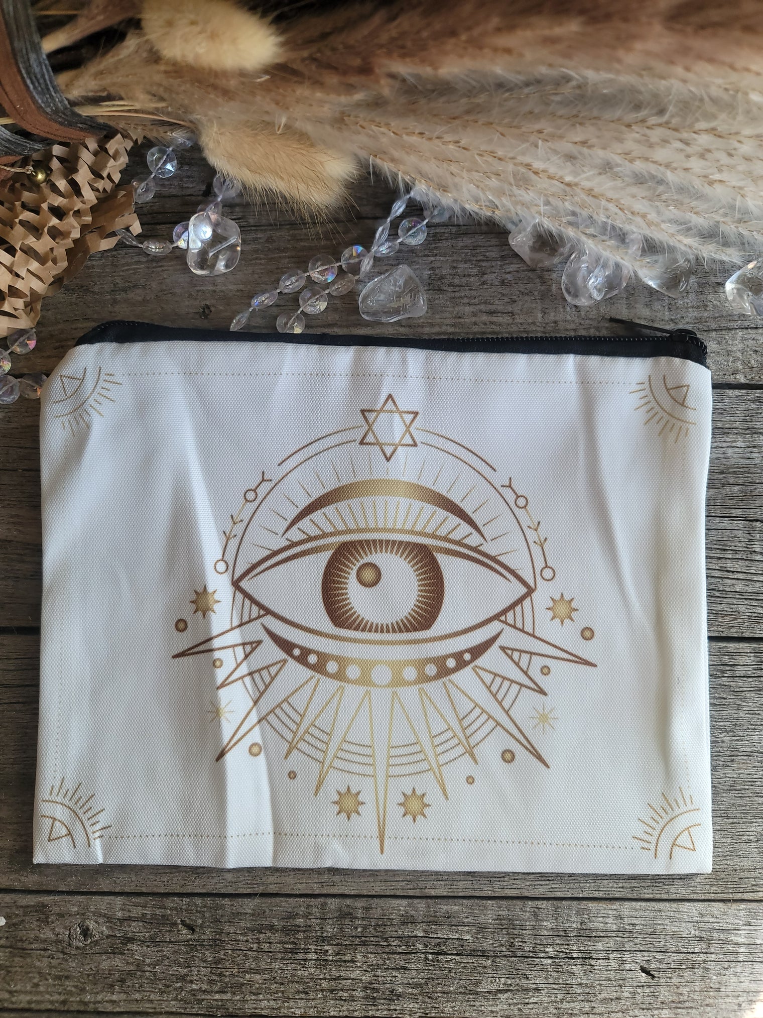 Zippered canvas bag