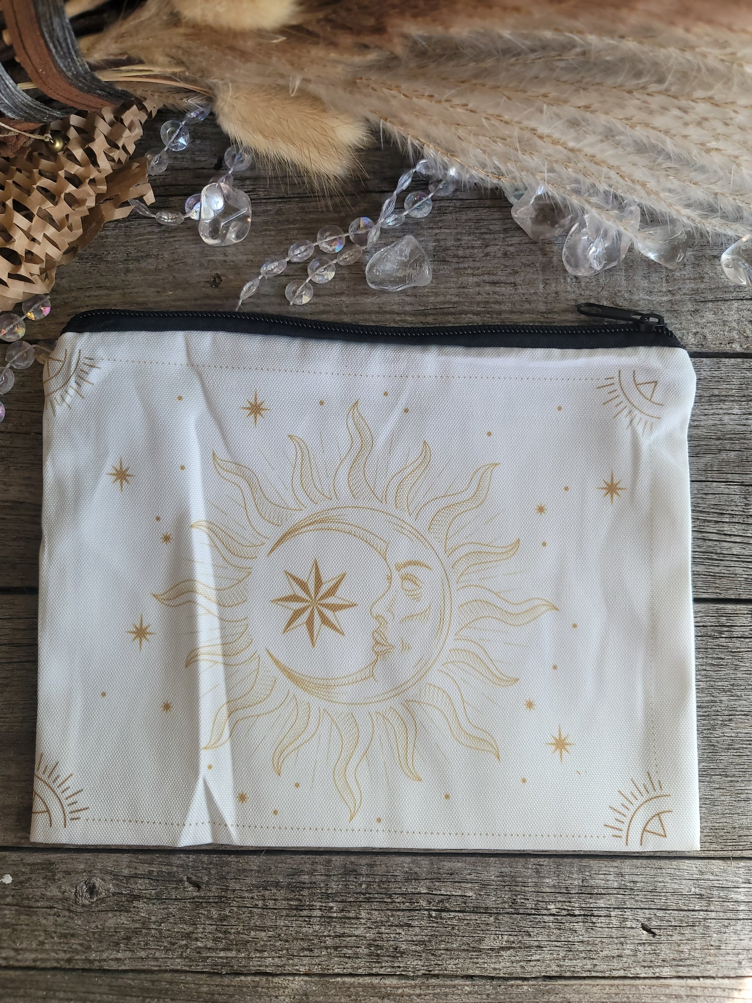 Zippered canvas bag