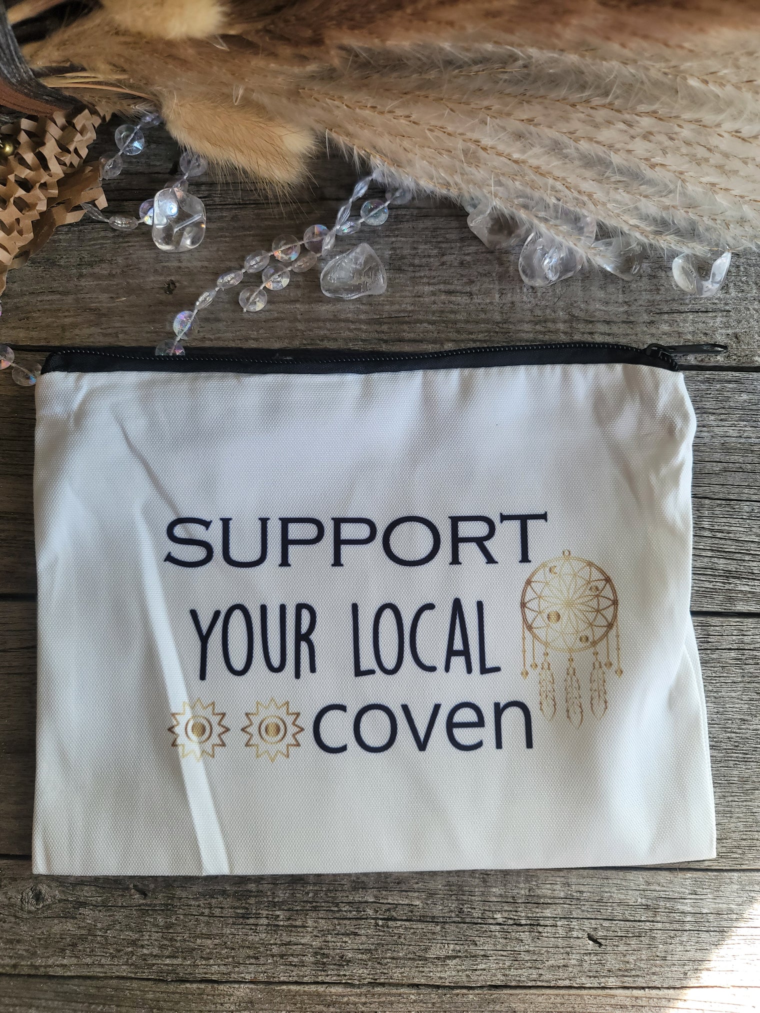 Zippered canvas bag