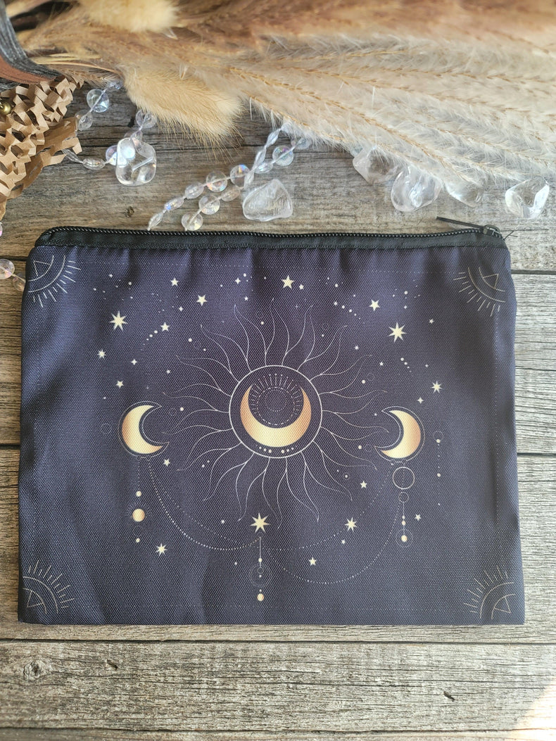 Zippered canvas bag