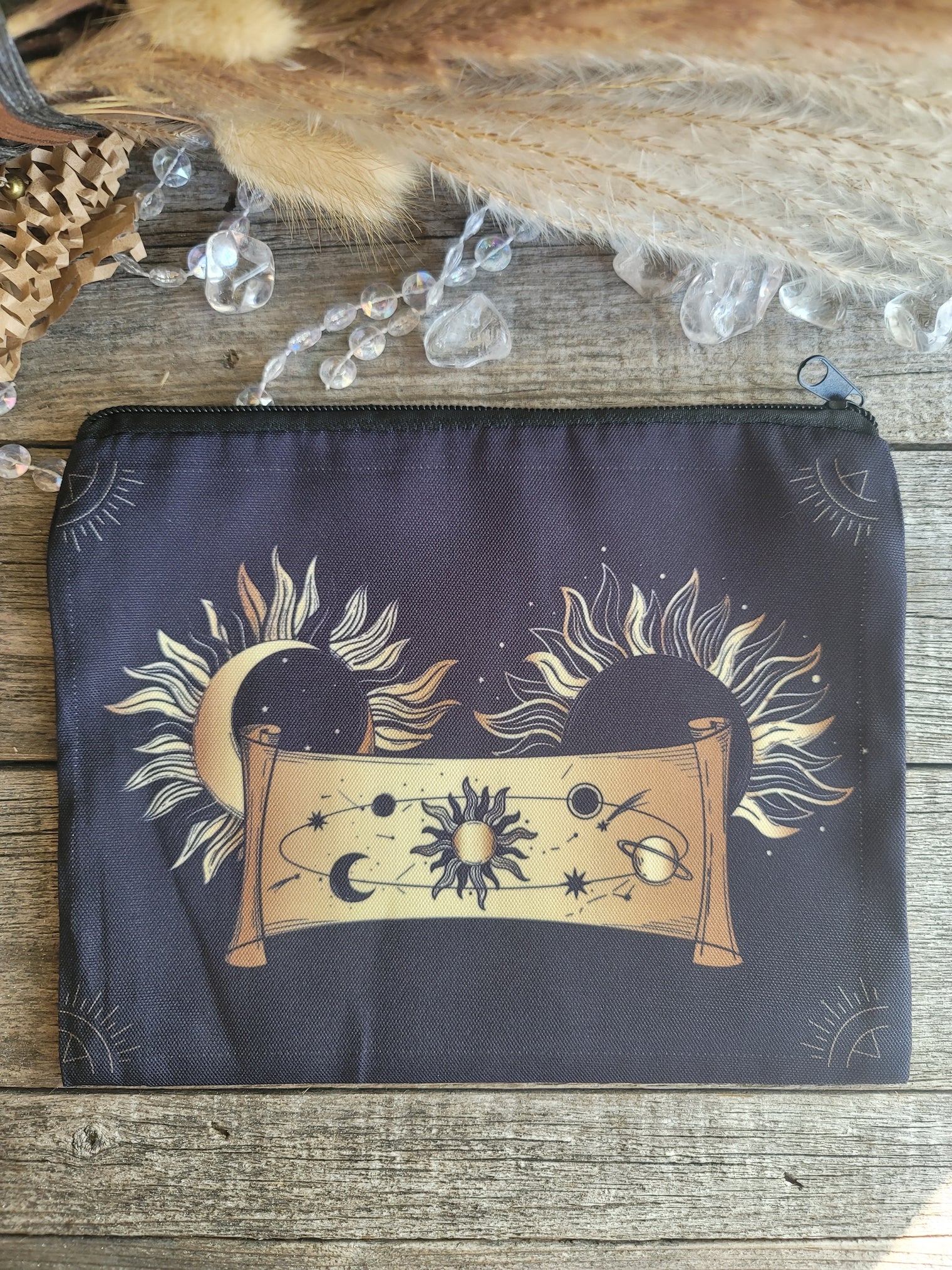 Zippered canvas bag