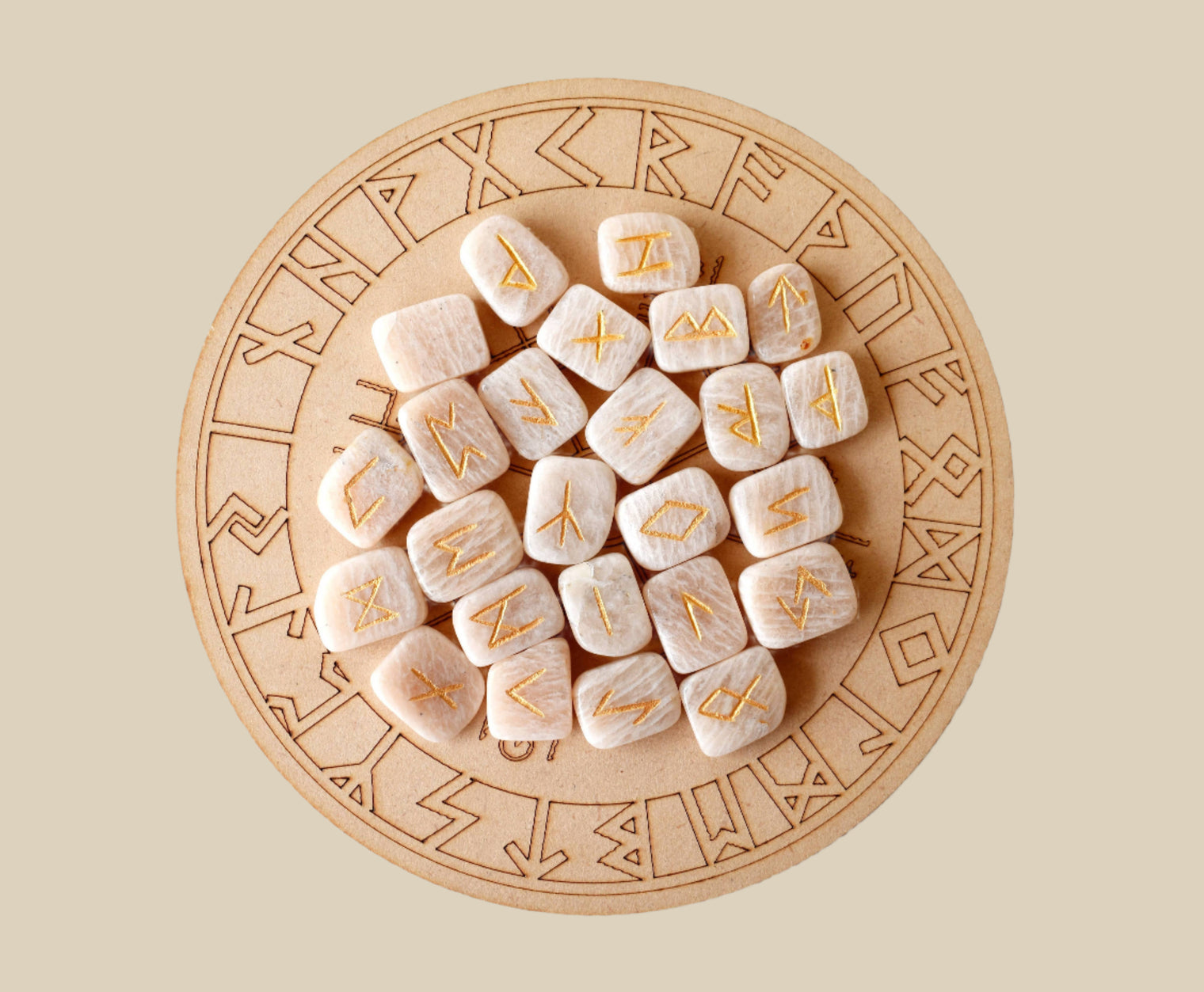 Rune Set - Moonstone