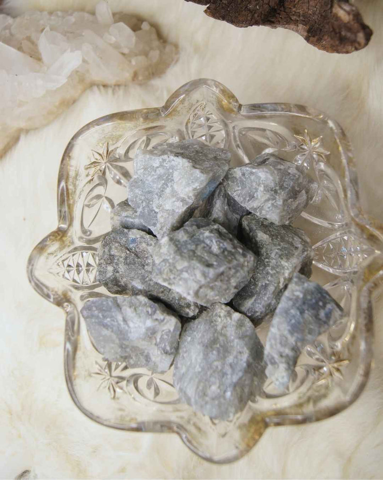 Labradorite Raw  | Intuition & Energetic Shielding