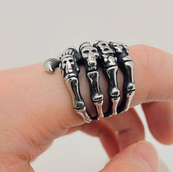 8.5 Stainless Hand Ring - Wild Raven